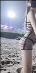 尤物反差婊，推特頂級美腿蜜臀小網紅-LC小狐狸 色女的膽子都是這么大嗎？公共場合如此暴露，大爺們的眼睛都翻直了