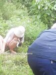 推特極品反差婊『小妮子』攜雙閨蜜極限露出 戶外全裸 野戰跪舔 黑絲啪啪 高清 果爸第二彈