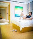 推特獵奇圈福利視圖重磅來襲第八季【公共場所露出戶外啪啪啪各種極限淫亂行為挑戰】