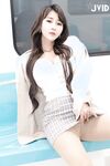 巨乳妙龄女神【乐乐】下班回家途中被电车痴汉尾随趁她熟睡进屋强行交合嘴说不要却迎合着高潮