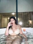 萬人求檔Onlyfans歐美范巨乳巨臀寶藏妹波波女孩私拍道具紫薇打炮這大腚彈性後坐力十足